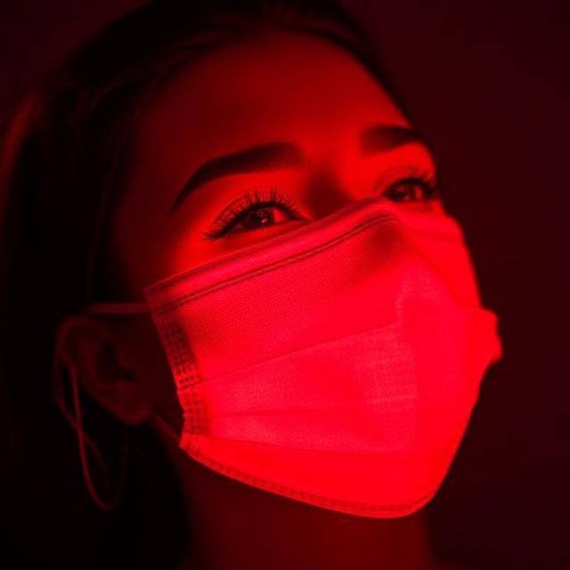 Red Hot Mask 6 Benefits of Red Light Masks for Skin Rejuvenation – Nicebeam