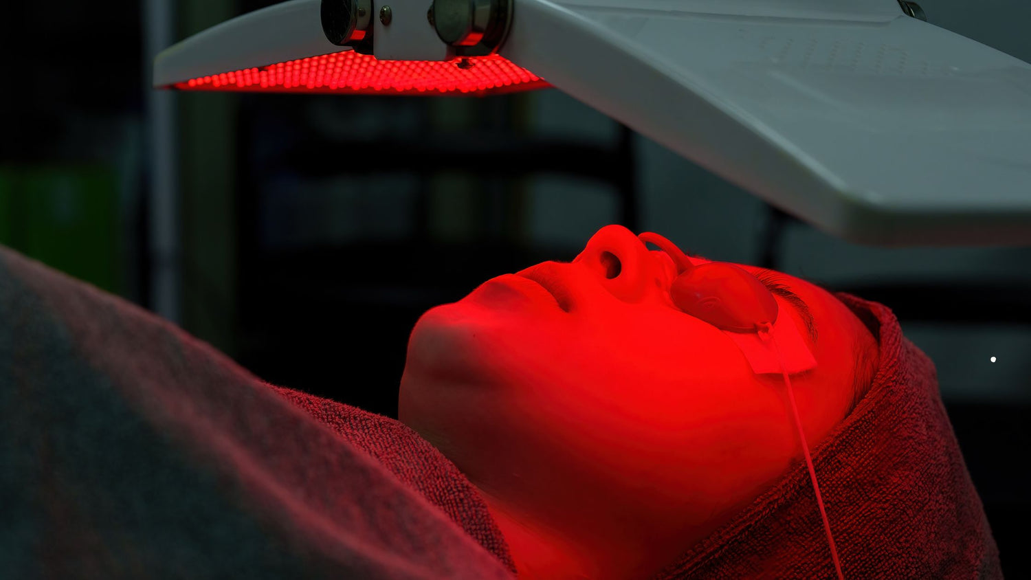 Discovering the Best Red Light Therapy for Face