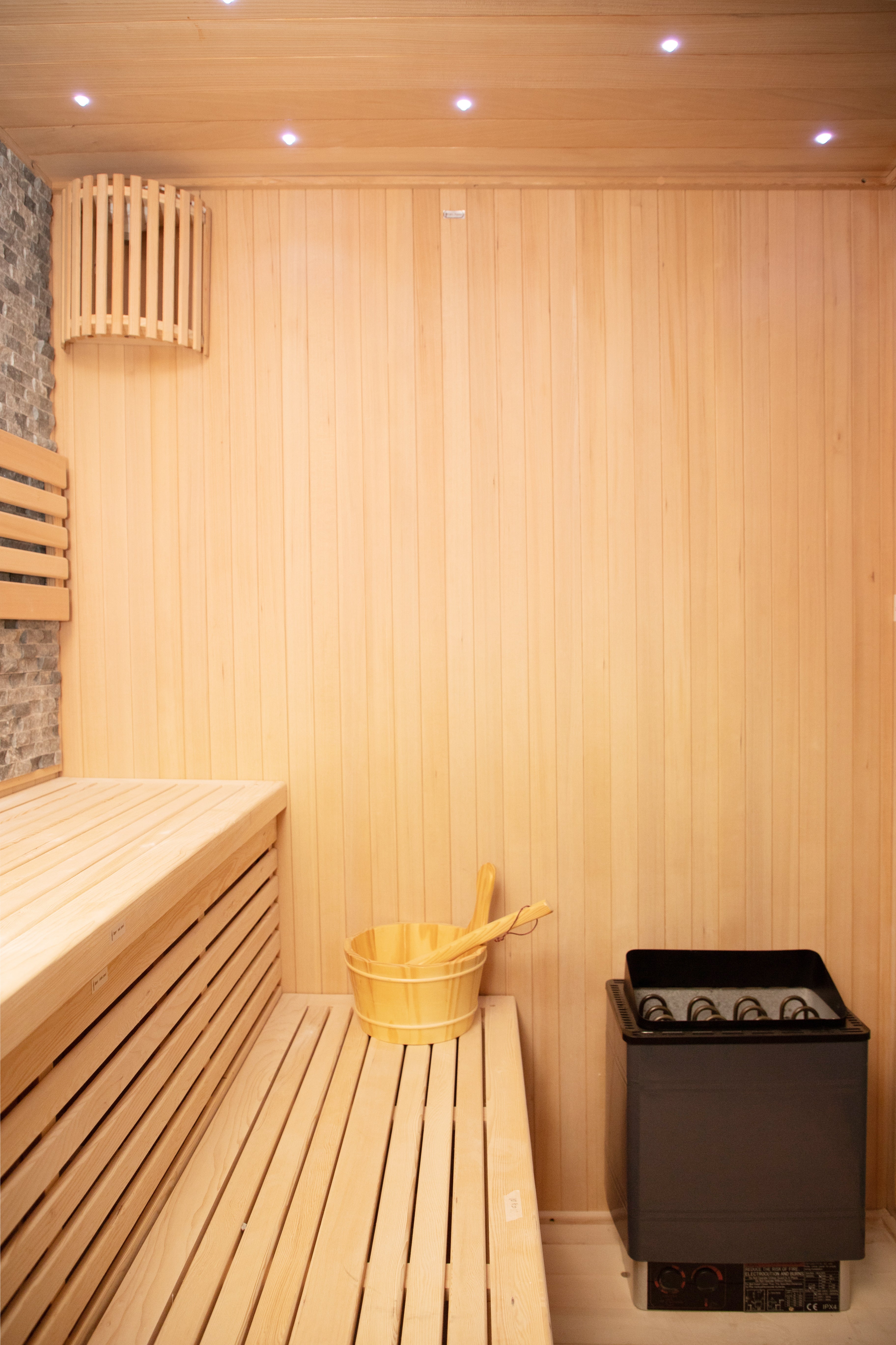 NiceBeam 1–2 Person Full-Body Infrared Sauna with Red Light Therapy